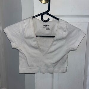 garage deep v-neck crop top
